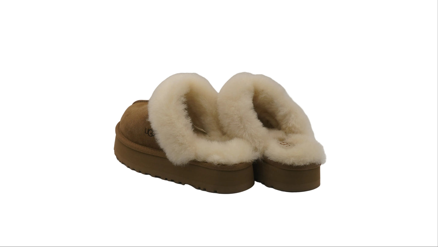 UGGS 10